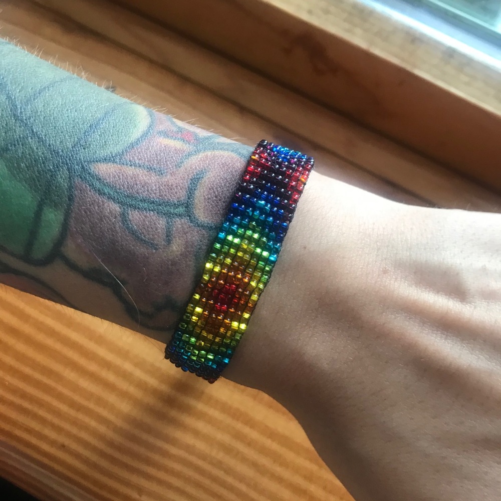 Rainbow bead bracelet